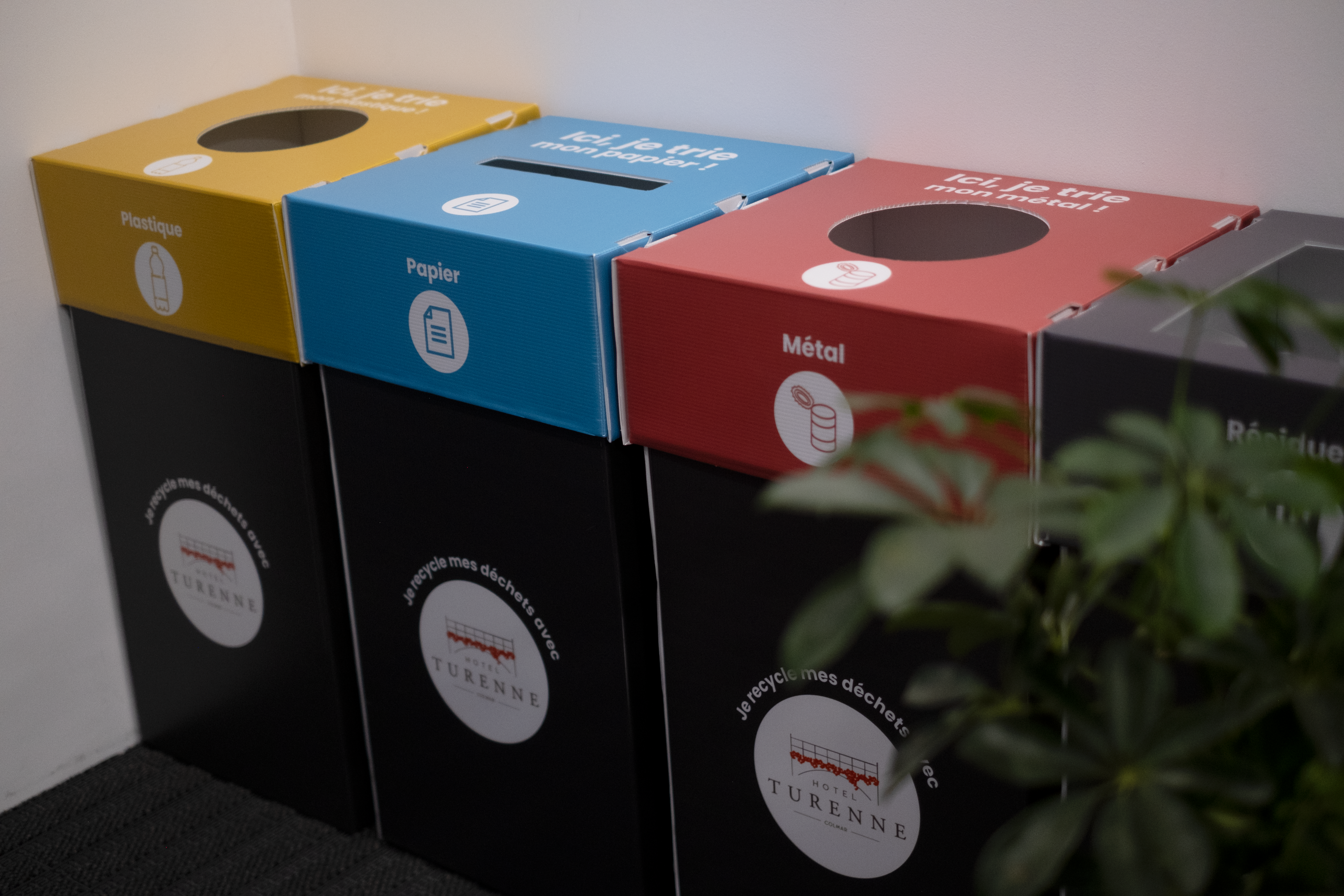 Poubelles éco-conçues et personnalisables